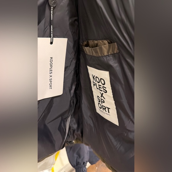 $715 NWT The Kooples XSport two tone Olive Green Puffer Jacket women’s size 1 - Picture 3 of 4